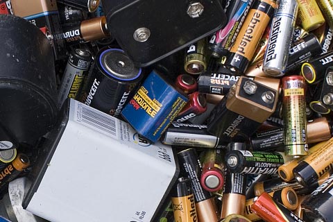 泰安铁锂电池回收-上门回收铅酸蓄电池|高价电动车电池回收